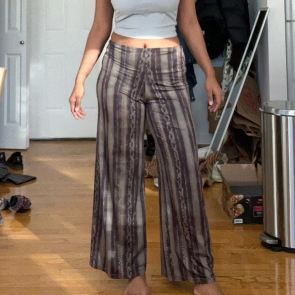 Thaikila Tempo pants reptile print, S - Picture 6 of 16